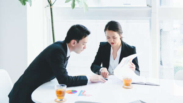 営業マン育成プランの決定版｜主体性と成果を両立する次世代型育成戦略とは？